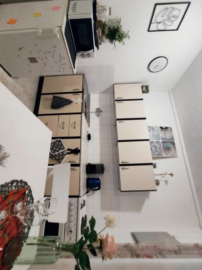 "Idea" Studio Center City Split Exteriör bild